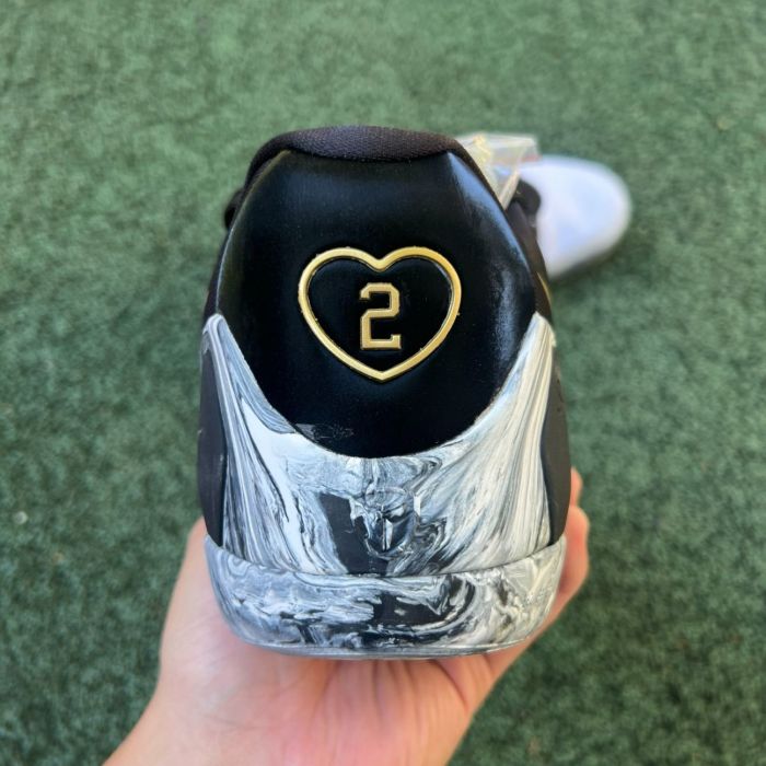 Nike Kobe 9 EM Low Protro Mambacita