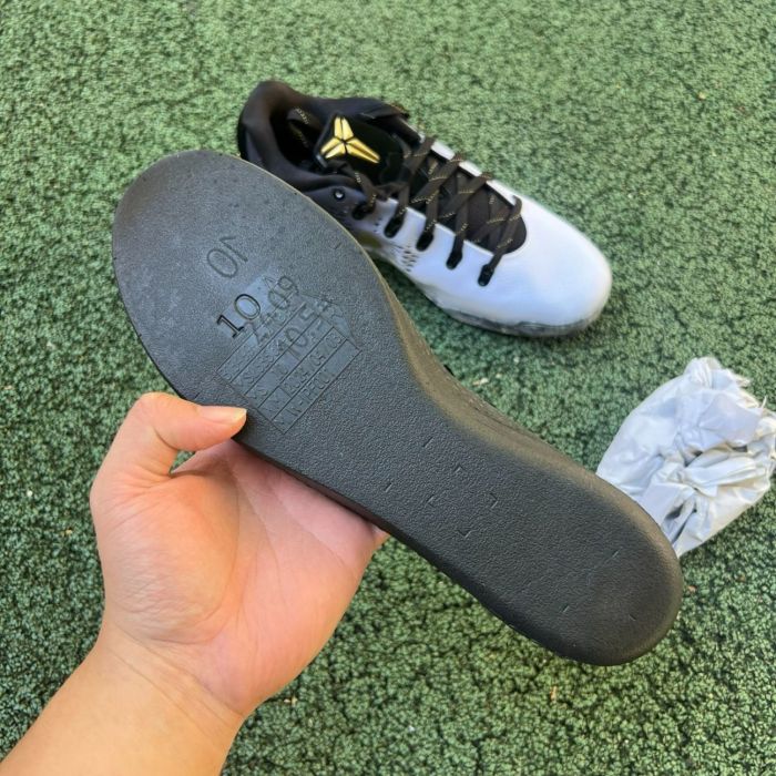 Nike Kobe 9 EM Low Protro Mambacita