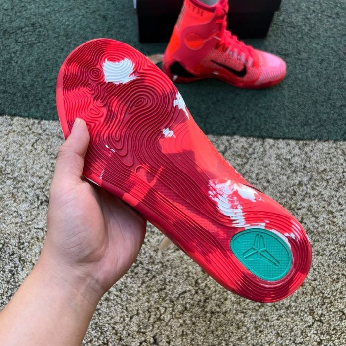 Nike Kobe 9 Elite Protro Christmas (2024)