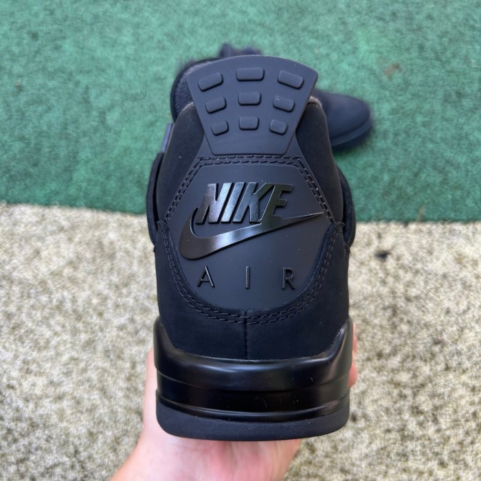 Air Jordan 4 Retro Black Cat (2025)