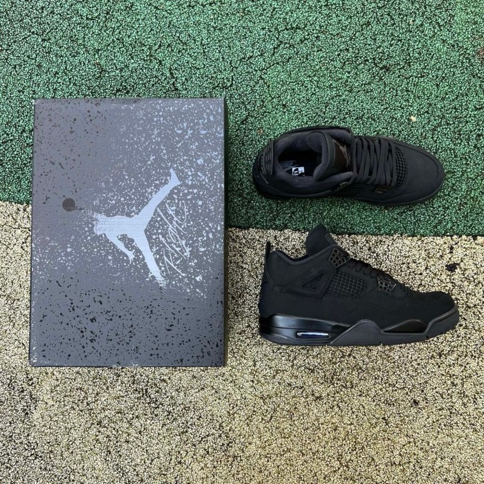 Air Jordan 4 Retro Black Cat (2025)