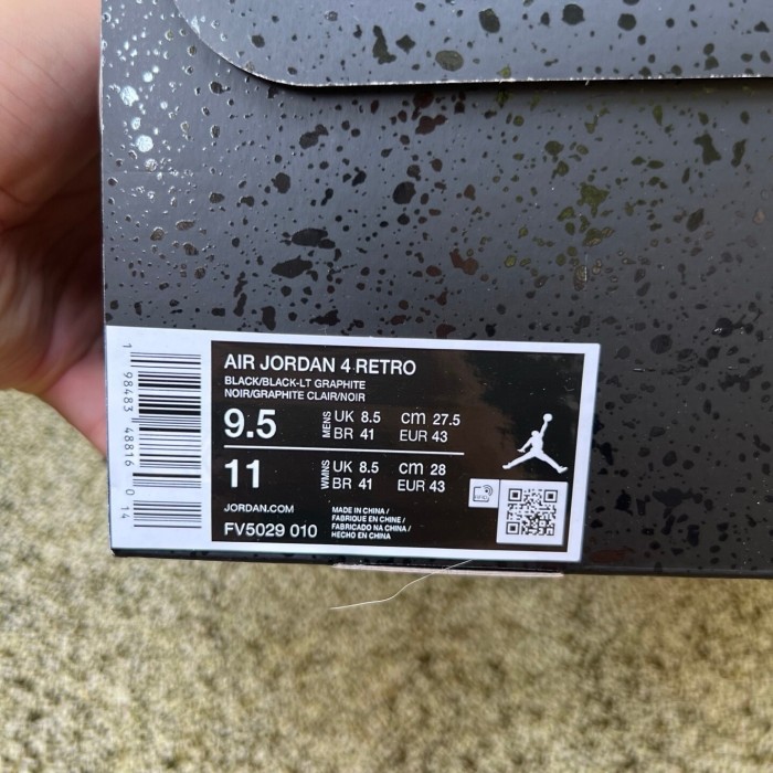Air Jordan 4 Retro Black Cat (2025)