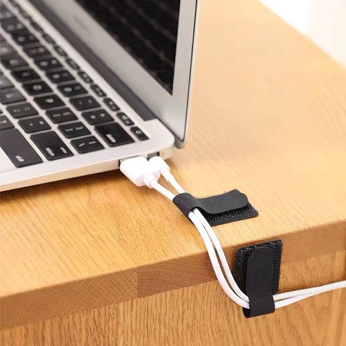 Data cable organizer