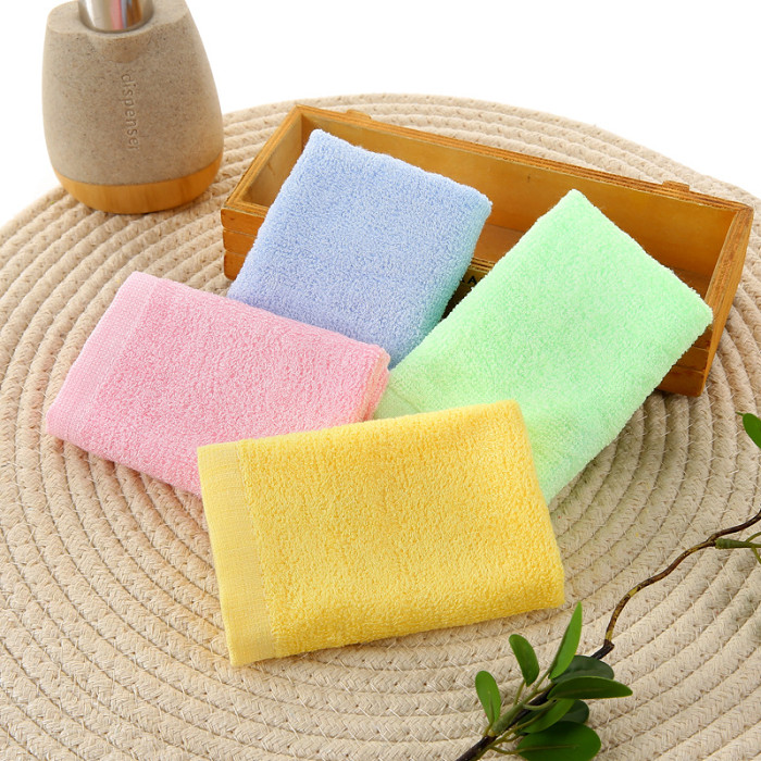 4 small bamboo fiber squares