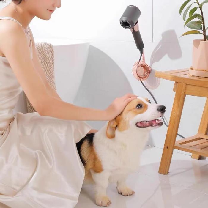 Adjustable hair dryer stand