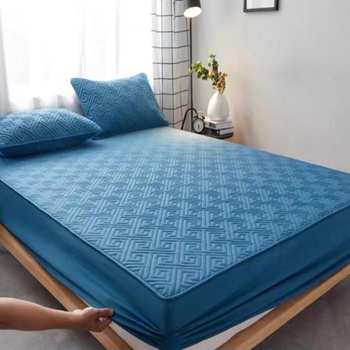 Non-slip bed sheet