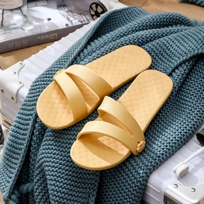 Flat lightweight creative slippers