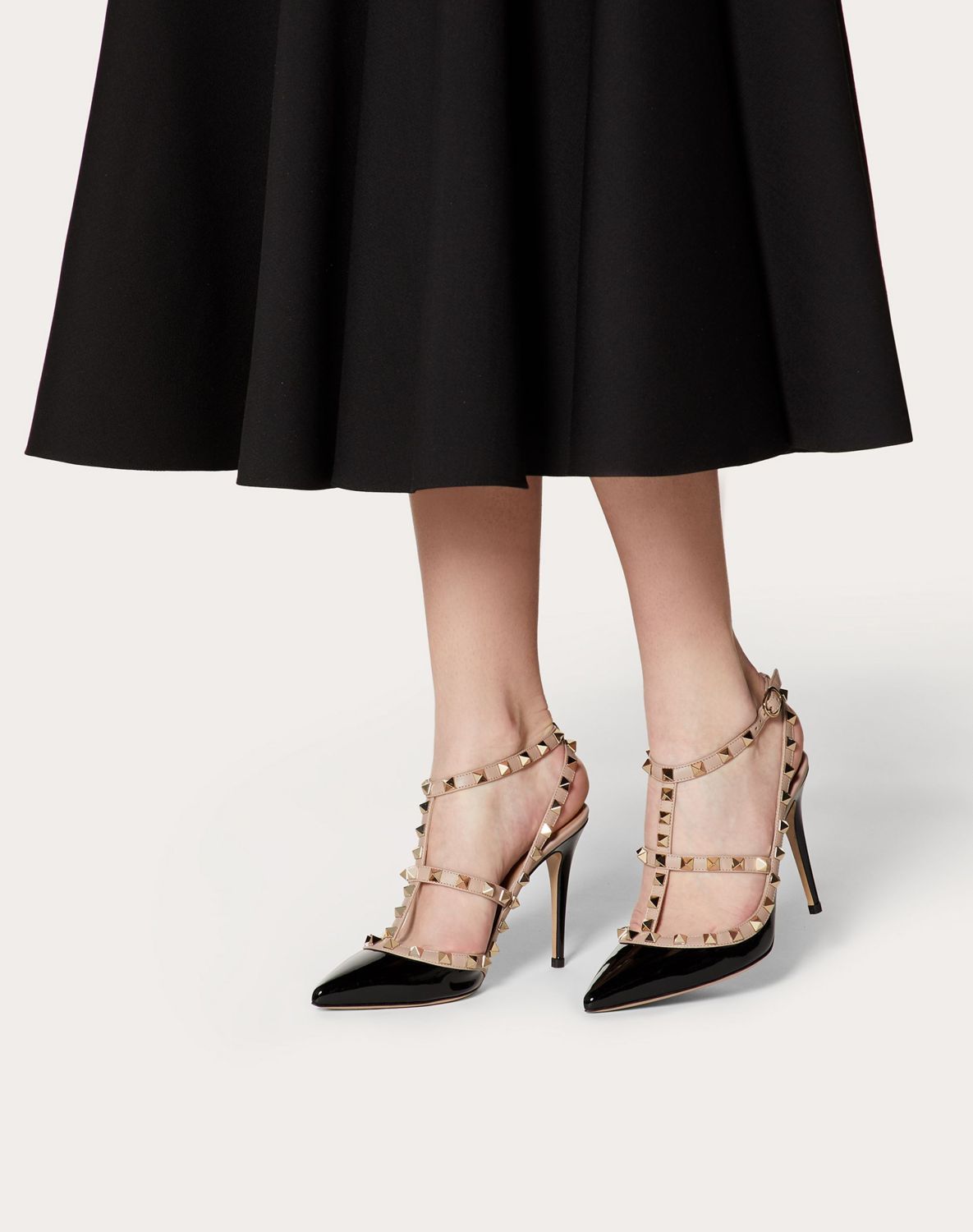 rockstud ankle strap pump with tonal studs 100 mm