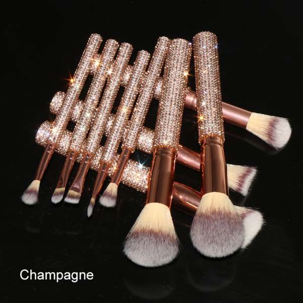2021 Wholesale Quality Holder Custom Rhinestone Makeup Brushes Private Label Makeup Brush Set Bling OEM Makeup Brushes Vendors