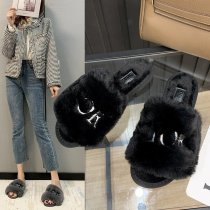 2022 Winter Women Designer brand Fur Slipper Woolen Warm Fur Slippers Home Fashion Fur Designer Winter Slipper