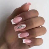 Wuyue New Custom Design Luxury Personality Long Coffin Oval Finger Nails Full Cover Artificial Art Press On Acrylic Nails Tips