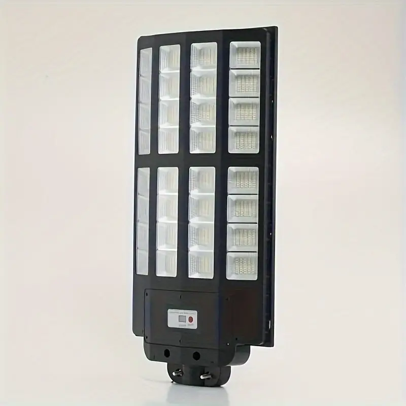 1pc Integrated Solar Street Light, Super High-power Cayenne Model, Black And Illuminated From All Sides, Light Control + Human Body Induction + Remote Control + Charging Display Function, Suitable For Home Courtyards, Gardens, Outdoors, And Roadside.