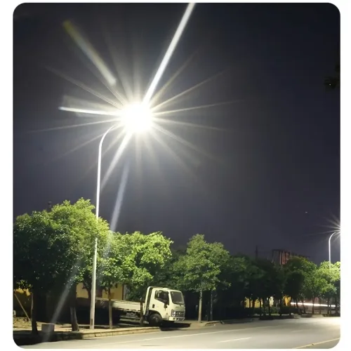 1pc Integrated Solar Street Light, Super High-power Cayenne Model, Black And Illuminated From All Sides, Light Control + Human Body Induction + Remote Control + Charging Display Function, Suitable For Home Courtyards, Gardens, Outdoors, And Roadside.