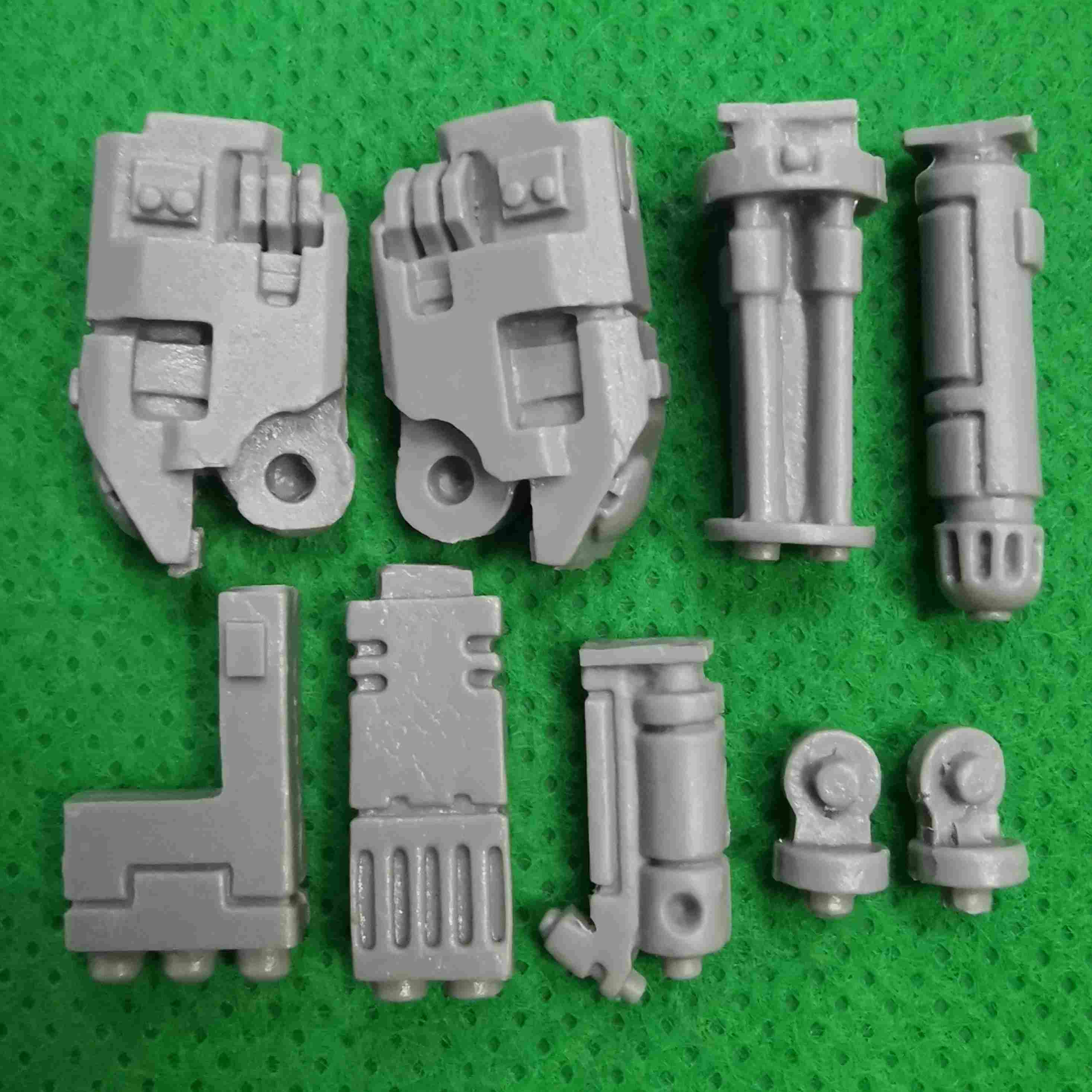 Tau XV89 Crisis Battlesuit bits
