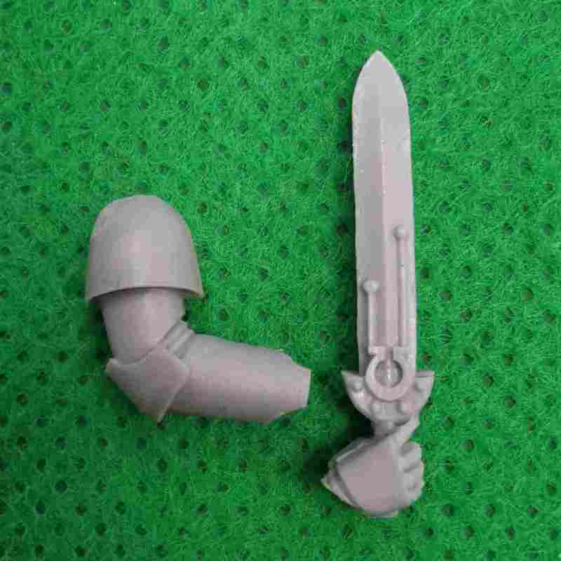 Ultramarines Praetorian Breacher Shields bits - Sword With Arm