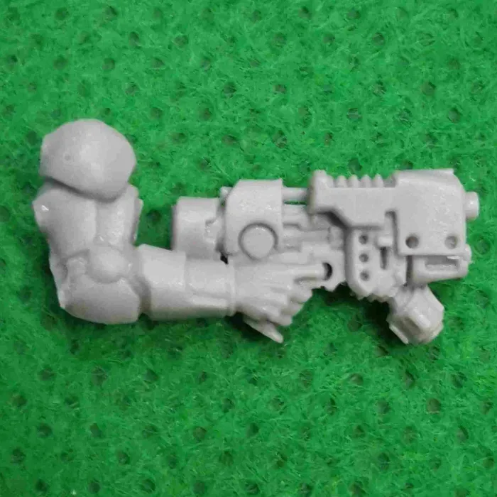 Necromunda Van Saar Energy Shield Set bits