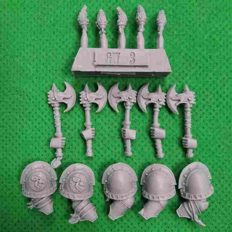 Space Wolves - Deathsworn Pack bits - Axes With Arms