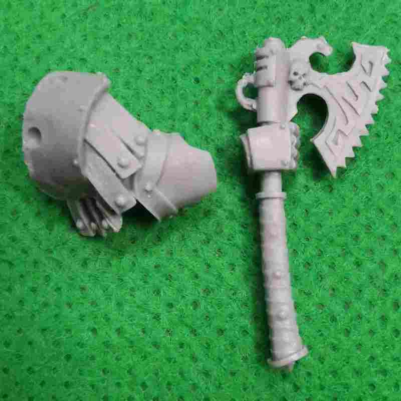 Traitor Librarian In Cataphractii Terminator Armour Limited Edition bits - Axe