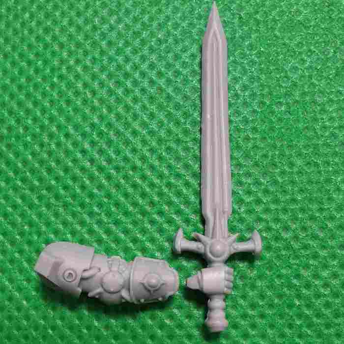 Legiones Astartes: Traitor Champion Consul bits