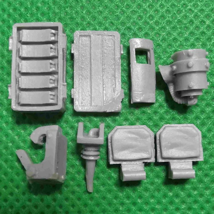 Death Korps Of Krieg Centaur Artillery Tractor bits