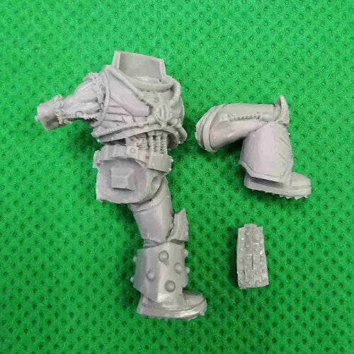 Kharn the Bloody 8th Captain of the World Eaters bits