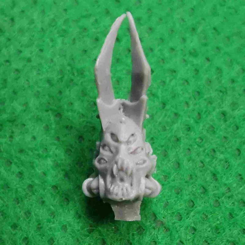 Word Bearers Zardu Layak And Blade Slaves Bodyguard bits
