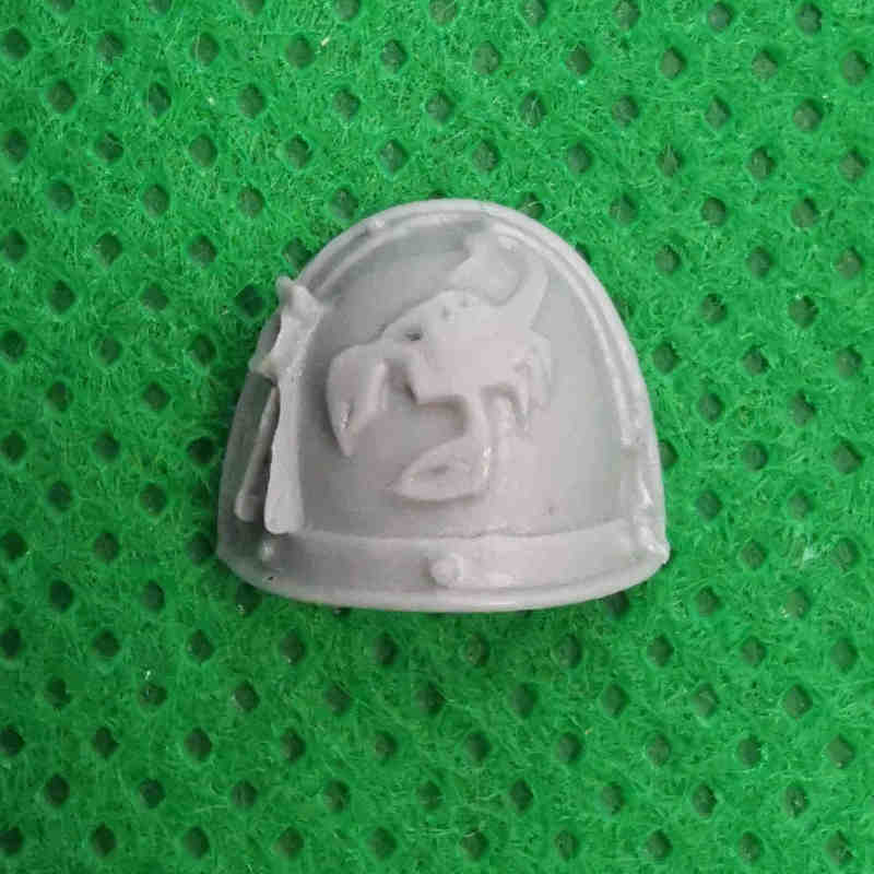 Red Scorpions Vanguard Veteran Upgrade Set bits