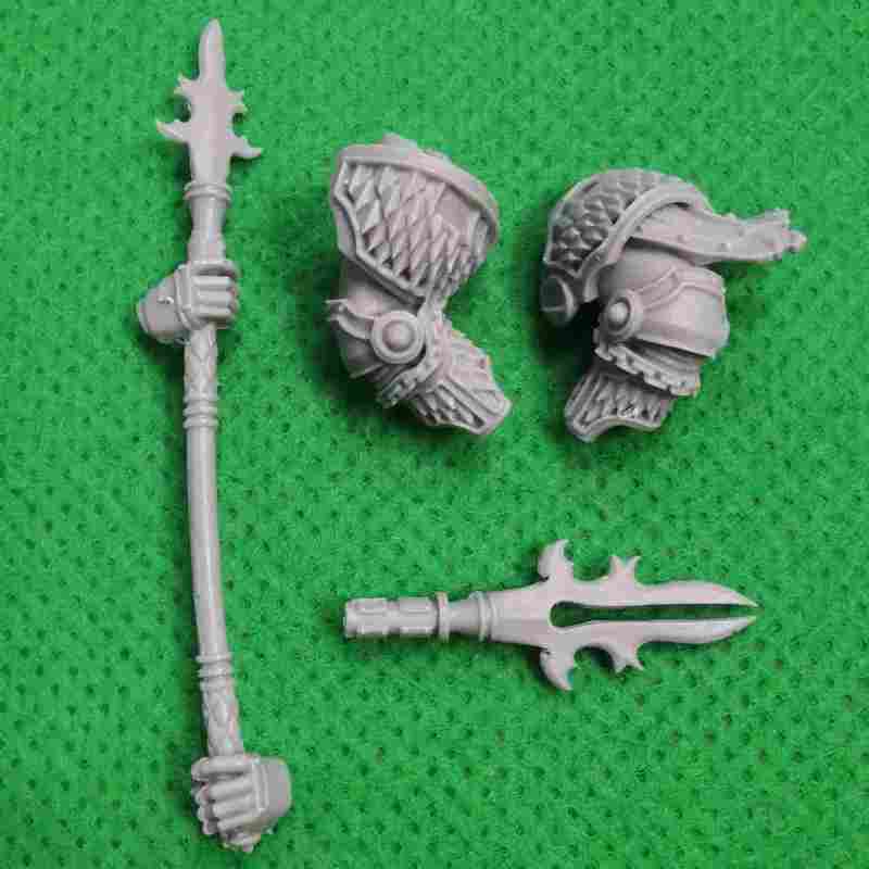 Alpharius, Primarch of the Alpha Legion bits