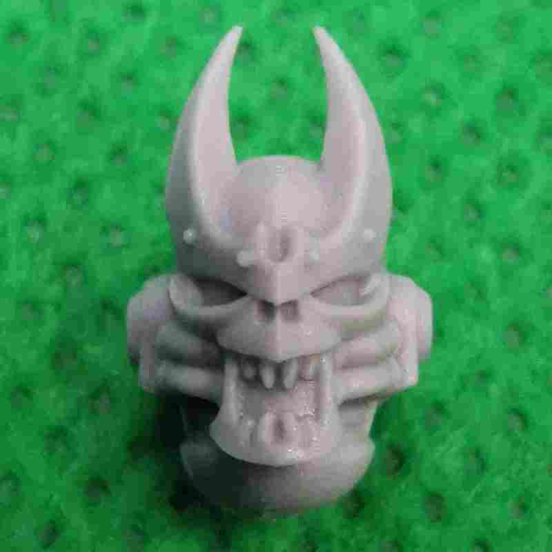 Word Bearers MKVI Heads bits 