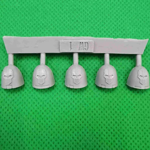 Iron Warriors MKVI Shoulder Pads bits
