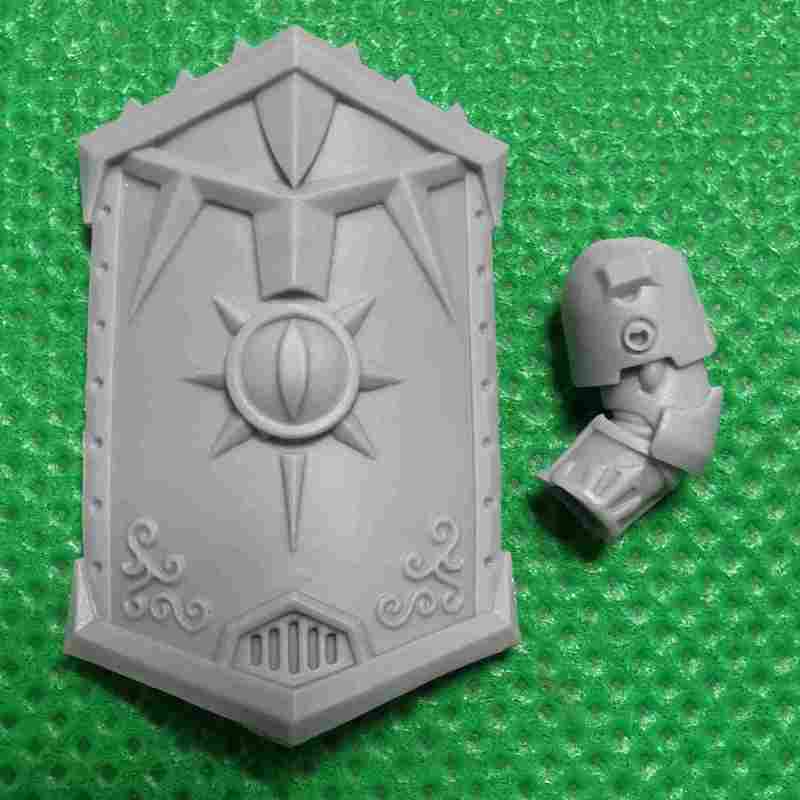 'Little' Horus Aximand – Captain of the 5th Company bits