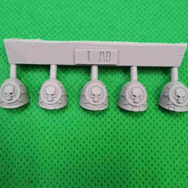 Death Guard MKVI Shoulder Pads bits