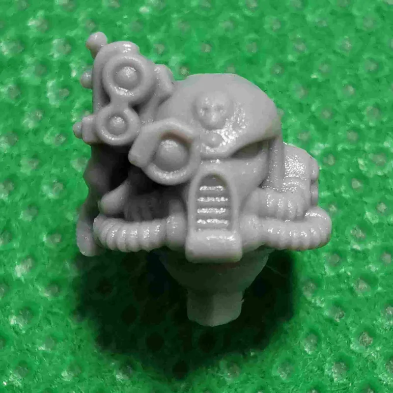 Black Templars Castellan bits