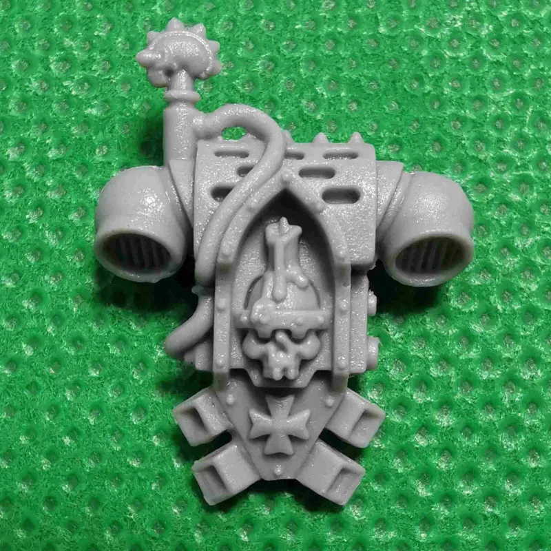 Black Templars Castellan bits
