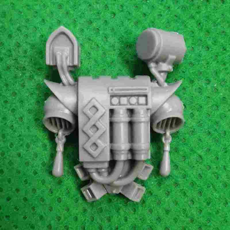 Blood Angels Sanguinary Priest bits