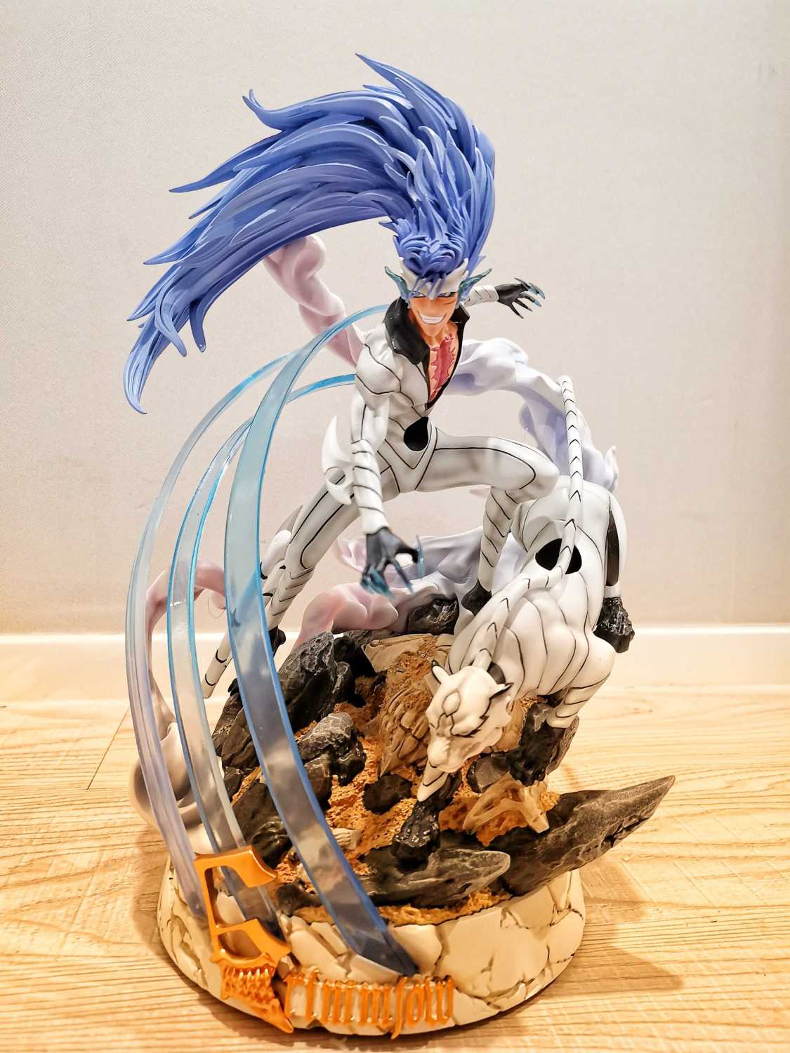 bleach grimmjow statue