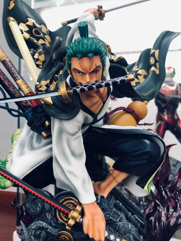 【In Stock】GT Studio One-Piece Roronoa Zoro 1:6 Scale Resin Statue