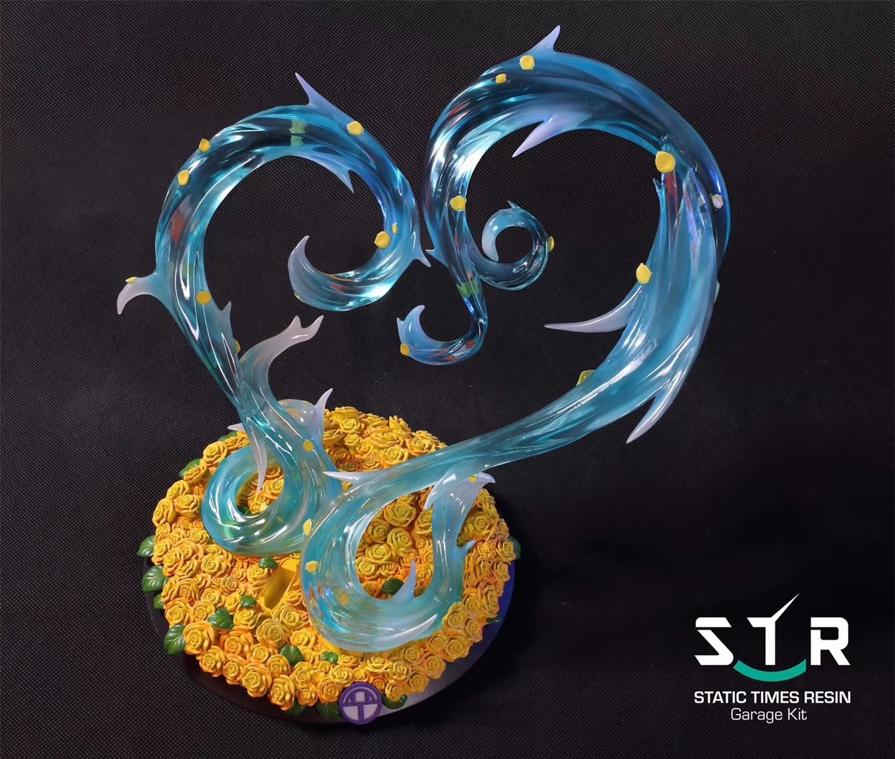 str guy resin statue