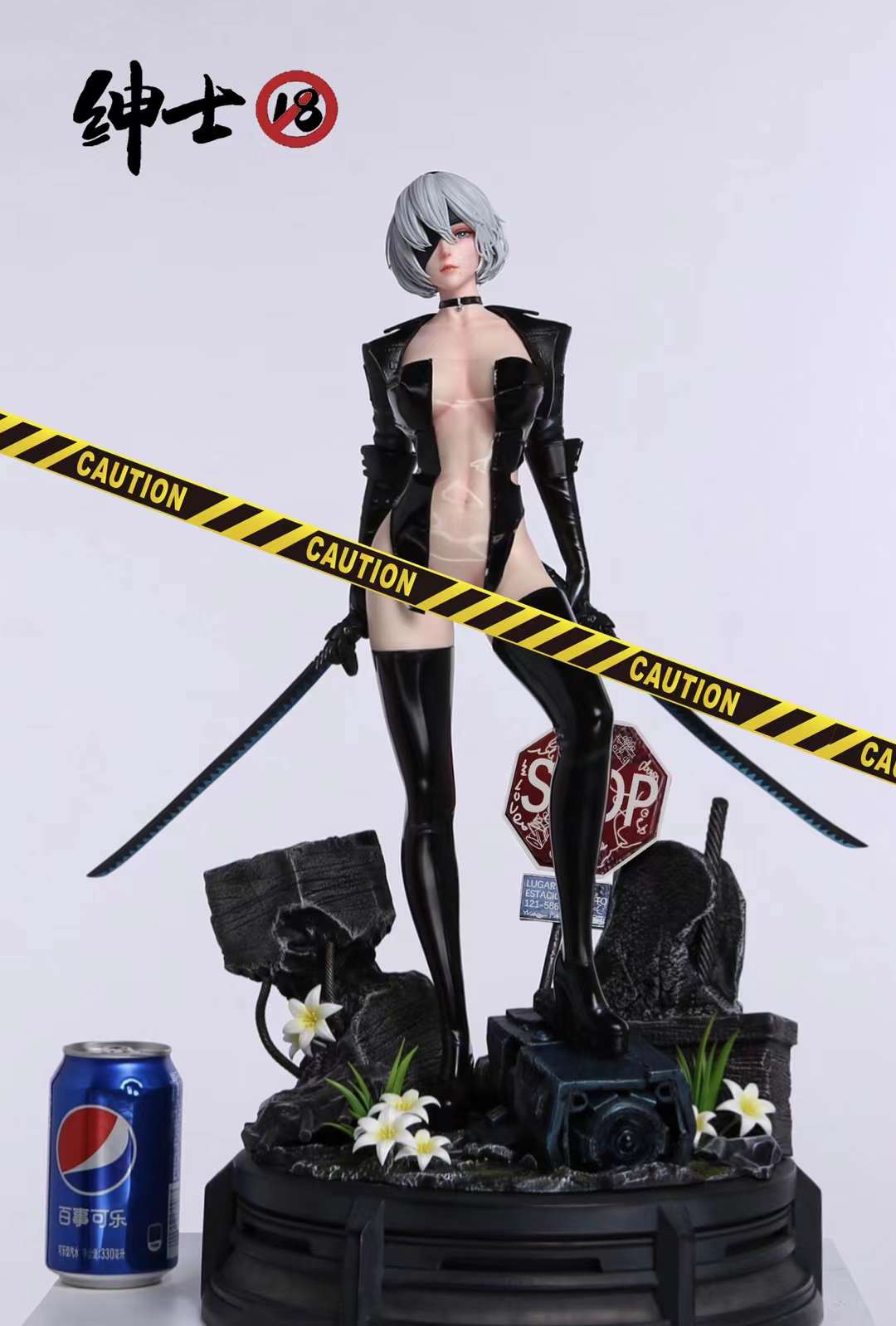 bolomo studio 2b statue