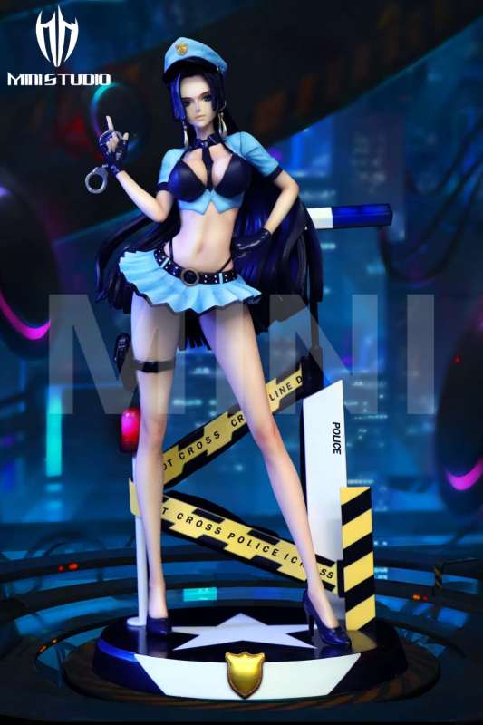 【In Stock】MINI Studio One Piece Boa Hancock Police 1:6 Scale Resin Statue