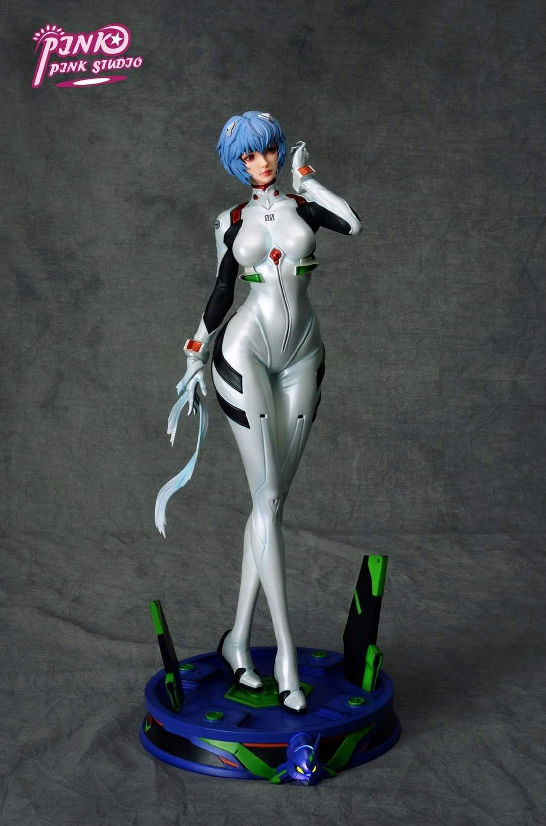 エヴァンゲリオン 1/4 綾波レイ 制服のレイ 座像 カバン欠品 エヴァンゲリオン 1/4 綾波レイ 制服のレイ 座像 カバン欠品