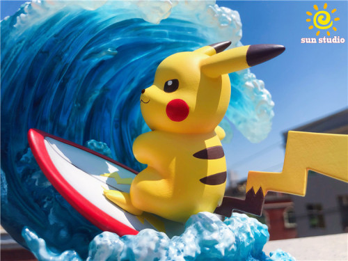 【Pre order】Sun Stuido Pokemon Surfing Pikachu Resin Statue