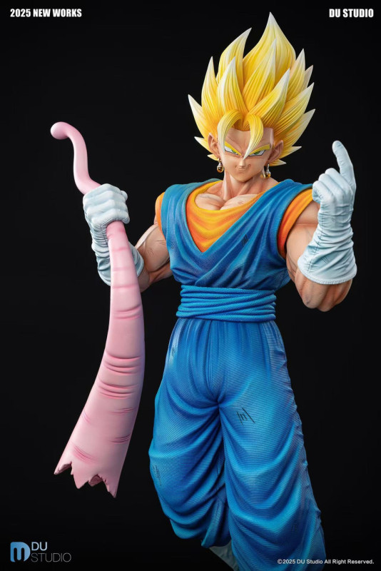 【Pre order】DU Studio 1/6 & 1/4 Dragon Ball Vegito with LED
