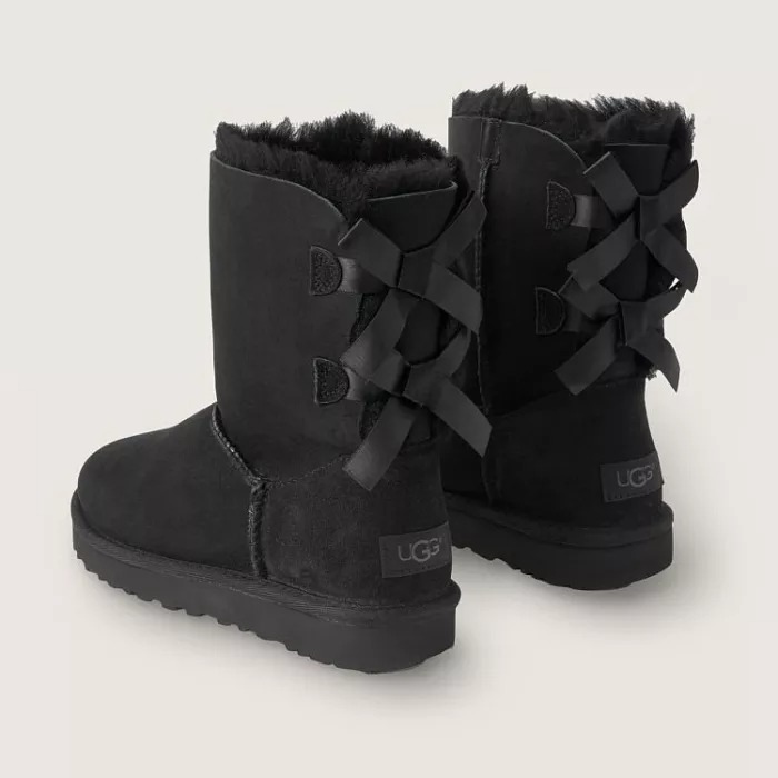 ugg bailey bow 2 black