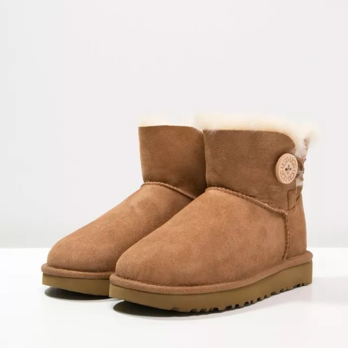 𝗨𝗚𝗚®Mini Bailey Button II Boots(BUY 2 GET 10$ OFF!!!)