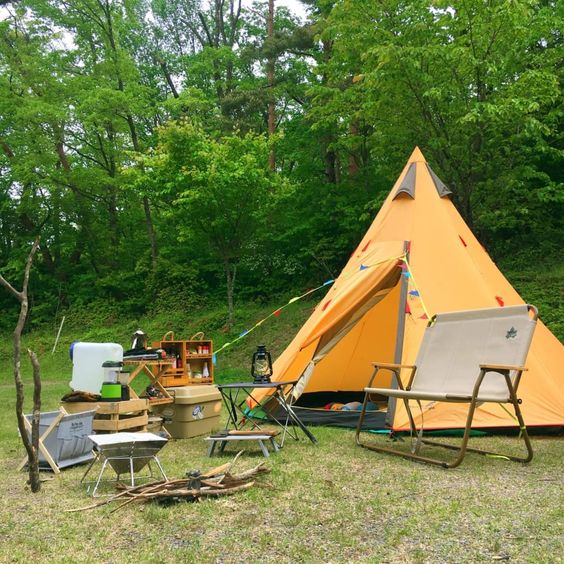 Mountain Cattleのワンポールテントで自然を満喫しよう! Mountain Cattleのワンポールテントで自然を満喫しよう!