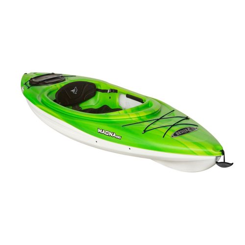 Magna100 kayak with paddle