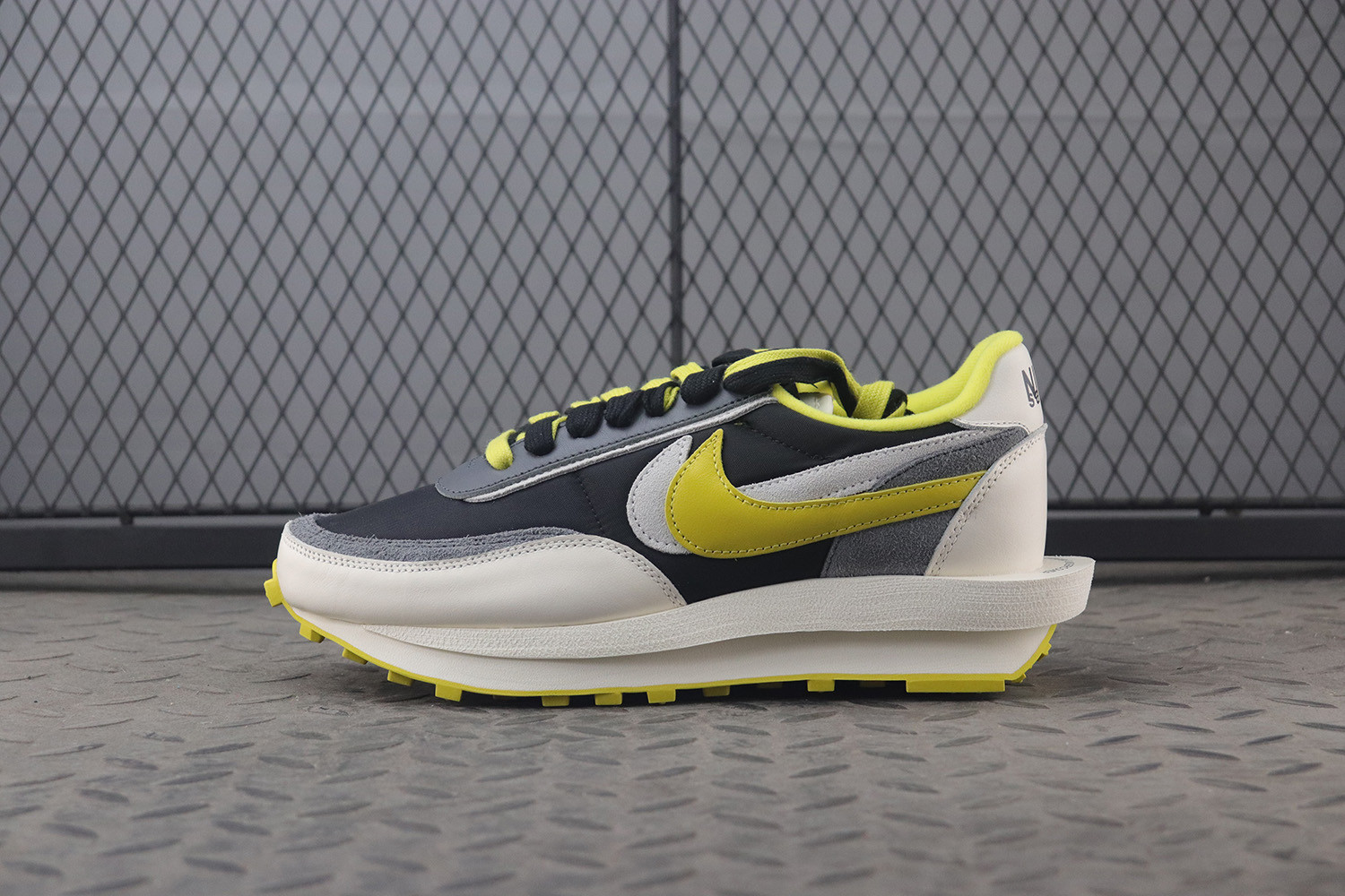 sacai ld waffle undercover