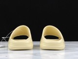 Yeezy Slide Bone (One Size Smaller!!)