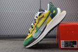 Nike Vaporwaffle sacai Tour Yellow Stadium Green
